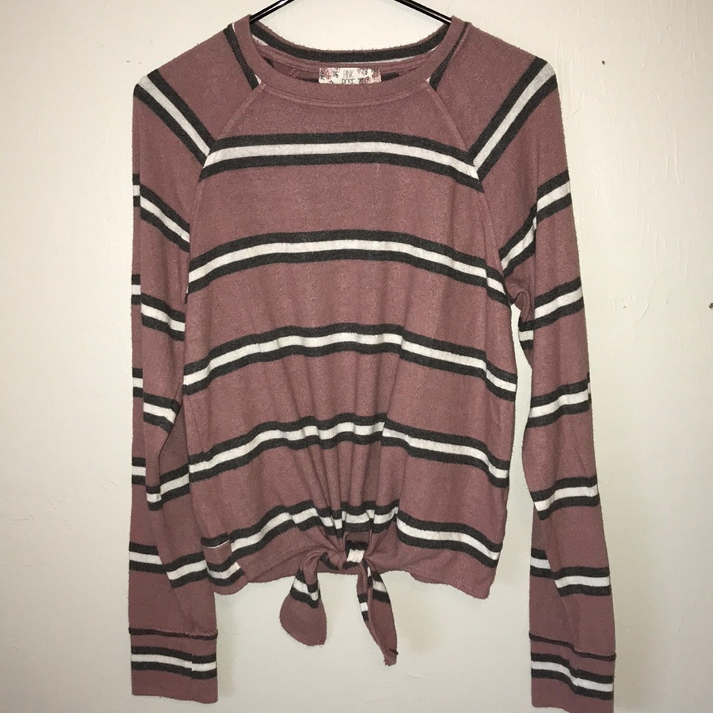 Super Soft, Never Worn Tie-up Sweater